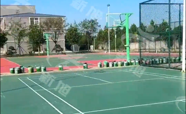 學(xué)校硅pu籃球場